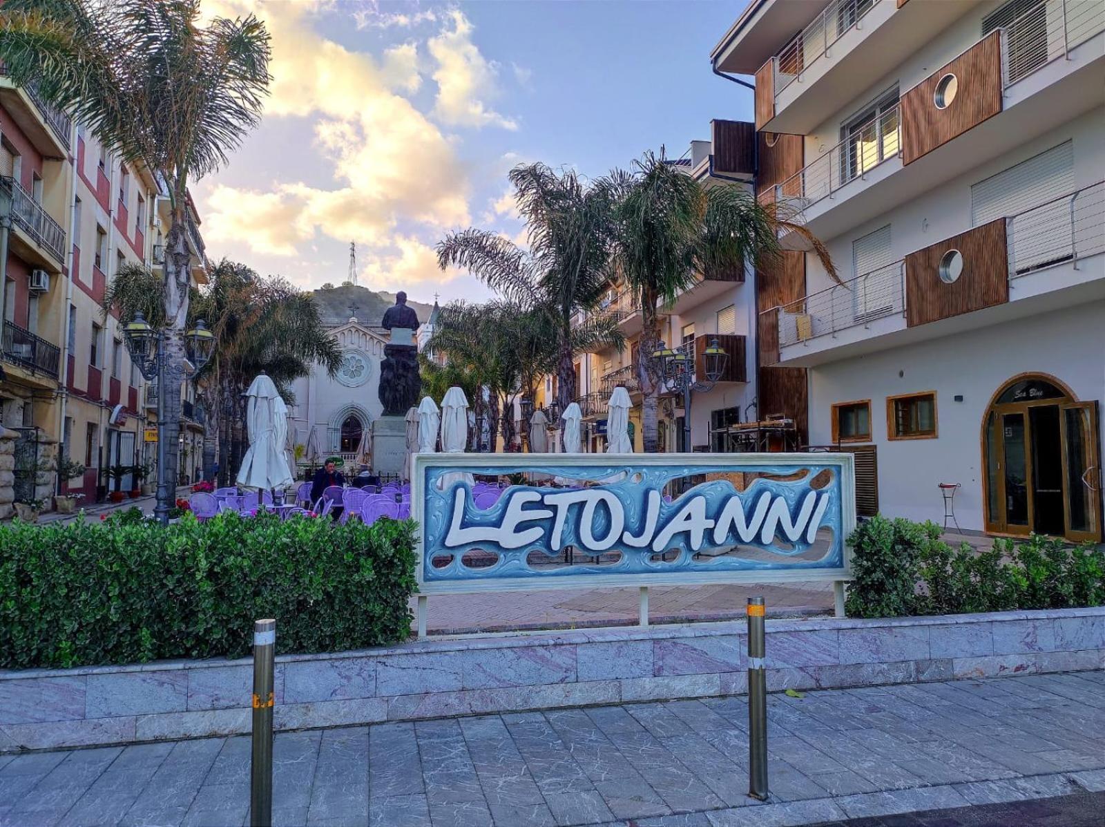 Elios Home Bellavista - Taormina 勒托阳尼 外观 照片