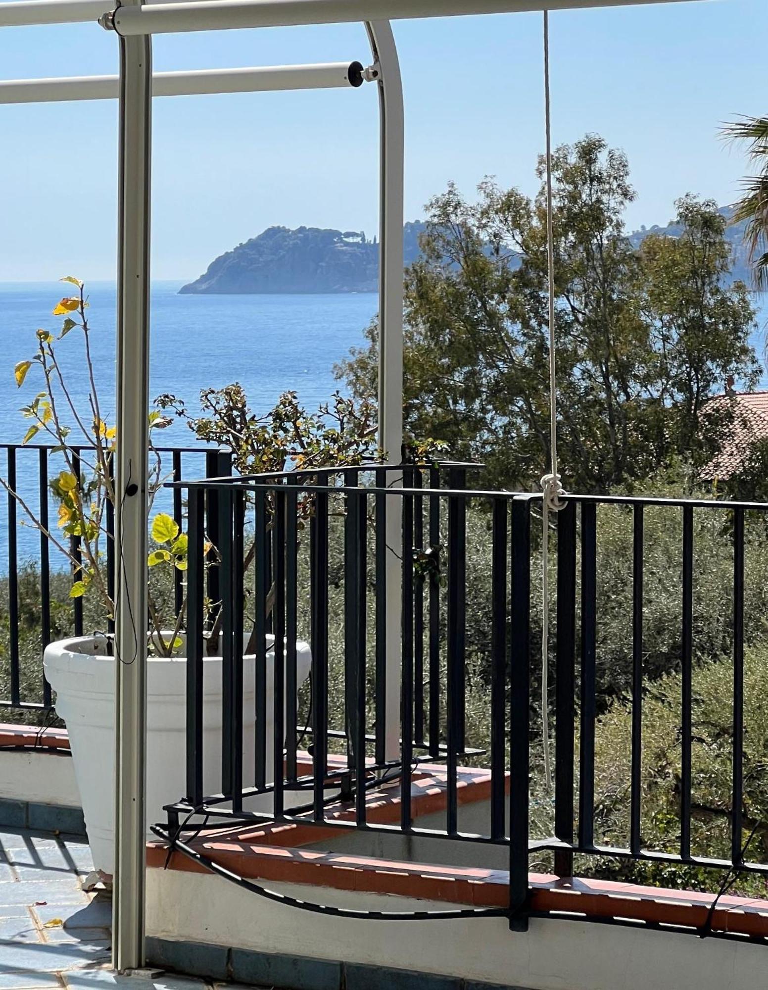 Elios Home Bellavista - Taormina 勒托阳尼 外观 照片
